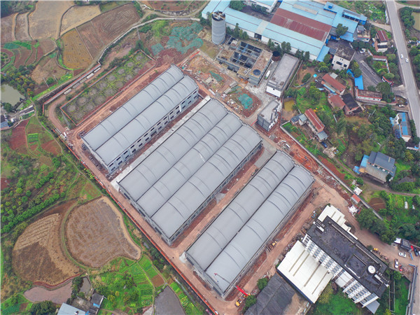 四川某酒廠釀酒車間改造拱形屋頂工程案例解析完工后的釀酒車間拱形屋頂效果圖 四川某酒廠釀酒車間改造拱形屋頂工程案例解析完工后的釀酒車間拱形屋頂效果圖